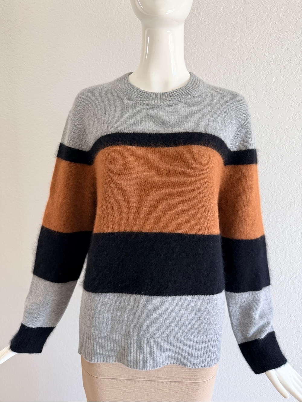 360 Sweater Striped Crewneck sweater in Gray, Black & Brown